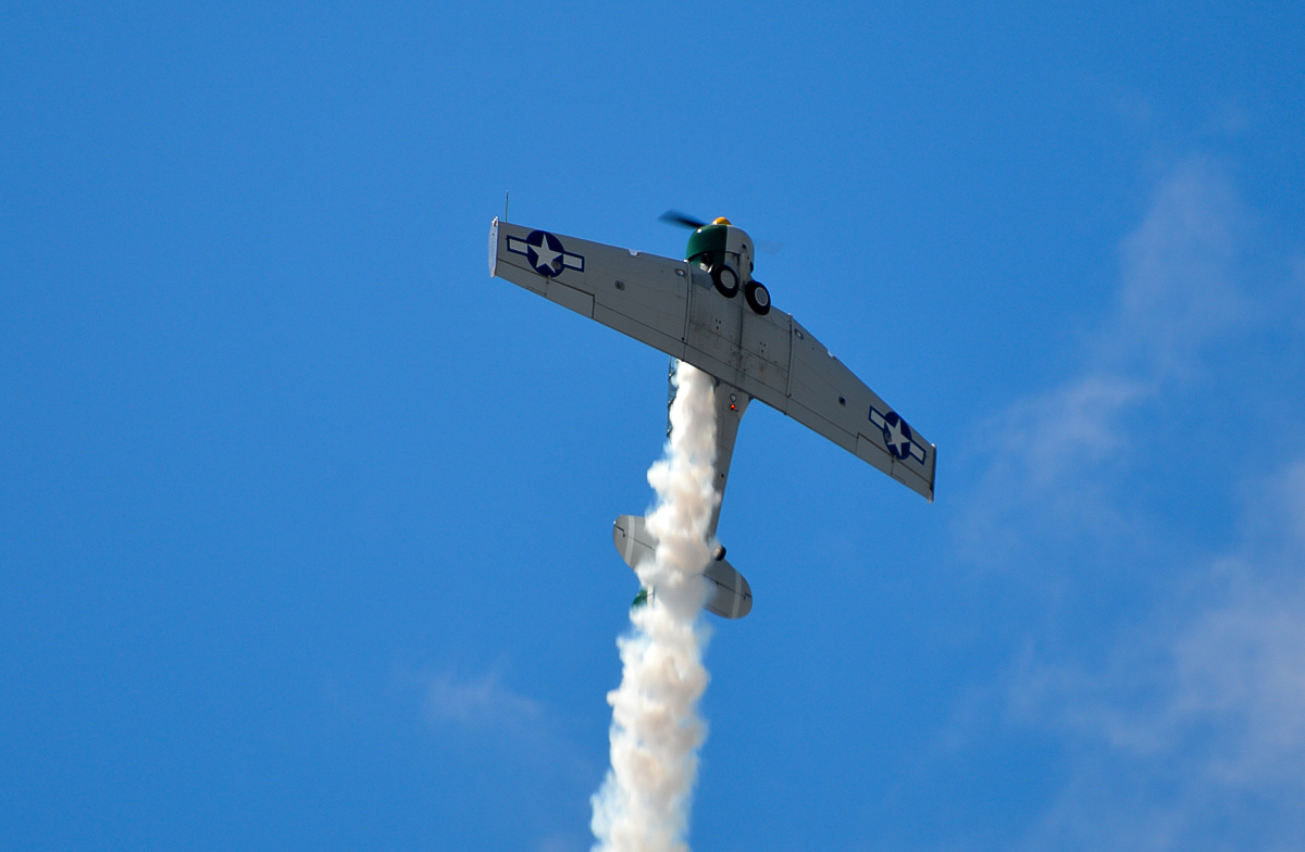 Military - Trainer - T-6 Texan - 2015 09 - Oceana - 105